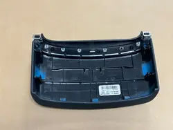 Audi Q7 Q8 keskikonsolin kansi OEM 4M8863915C 24A