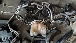 Tuyaux de refroidisseur d'huile Range Rover Velar OEM