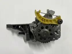 Bomba de óleo Mercedes OEM A1521800200 3.0V6 C43 AMG Usada