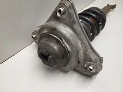 OEM 4F0413031AL Etujousi Audi A6:lle