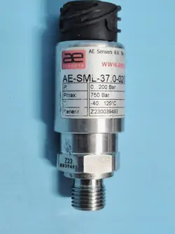 Capteur Pression Huile OEM 6213152 pour Essieu Direction