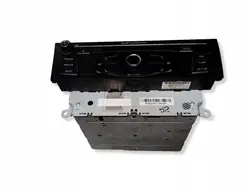 Rádio Audi A4 B8 OEM 8T1035195AA - Usado