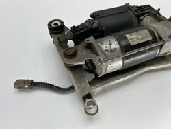 Audi Q7 (4L) Luftfederkompressor 7L8616006E