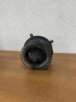 Jäähdytystuulettimen OEM E789 Mercedes-Benz E W210