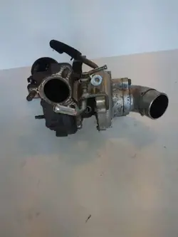 Turbo LEXUS IS II 1720126013 2.23L 130kW