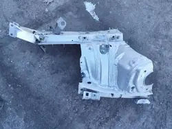 Mercedes B-klass W247 Fram Vänster Kvartslångbalk OEM W247BKLASACWIARTKA