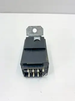 Relais OEM A0045450732 für Mercedes-Benz SL R107