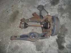 OEM ZAWIESZENIE ZWROTNICA PIASTA WAHACZ TYL PRAWA SUZUKI GRAND VITARA II