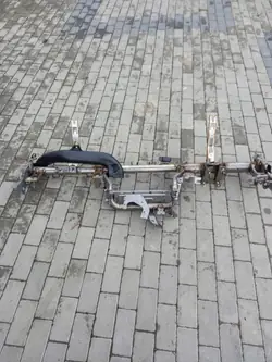 Support console OEM STELAŻ POD KONSOLE RENAULT TRAFIC IV