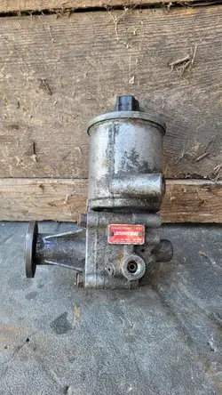 Bomba de direção assistida Mercedes Benz W124