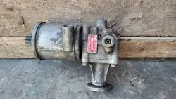 Bomba de dirección asistida Mercedes Benz W124