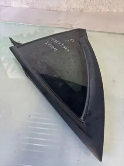 Vitre arrière droite Tesla Model S OEM 162116100B