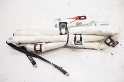 Volvo OEM 30780646 vänster sidokudde