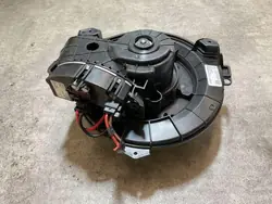 Lämmitysydin OEM 00018858 Mercedes-Benz 2.1L Diesel