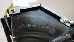 Lexus Frontaschenbecher OEM IA456001G - Gebraucht