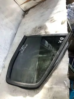 OEM 43R011595 Vänster bakruta VW Touran 5T1