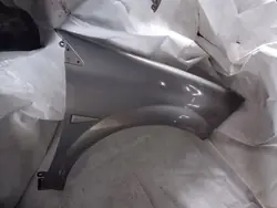 Rechter vorderer Kotflügel OEM AVN4893 für Renault Megane II