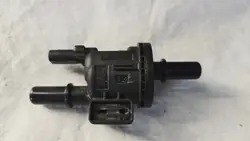 Soupape de capteur de vapeur OEM 149305385R Renault
