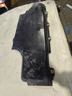 Mercedes W177 underkroppssköld OEM A1776900303