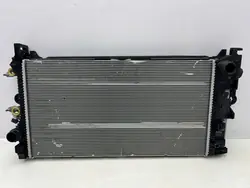 V60 S60 S90 V90 XC60 XC90 2.0 T4 Radiador de agua OEM