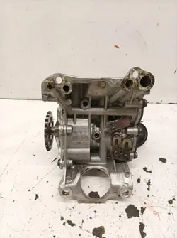 Pompe à huile OEM 851375608 pour BMW Série 3 F31 2.0 HDI