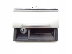 Tuhkakuppi OEM 3G2863284 VW Passat B8:lle