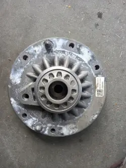 BMW OE 31306884182 Suporte Amortecedor Dianteiro - Usado