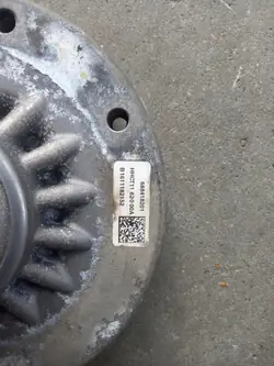 BMW OE 31306884182 Framfjädringsfäste - Begagnad