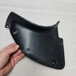 Nissan Qashqai J12 2021 Etu-Chlapacze OEM 638456UA5A