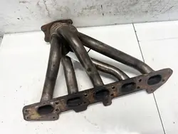 Pakoputken keräin OEM 2066888 Volvo S40 2004 2.4L