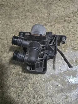 Moteur de pompe à eau OEM 64114111038 BMW Série 5