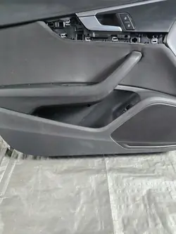 Panneau de Porte Avant Gauche OEM 8W0867133 Audi A4 B9