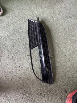 Rejilla de parachoques Audi A5 S5 Derecha 8T0807682H