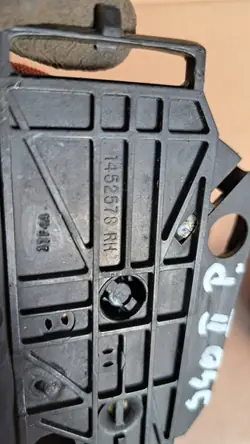 OEM 1452578 oikean peilin moottori Volvo V50/S40