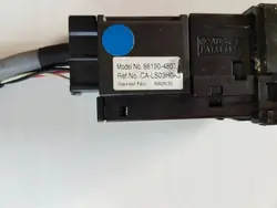 Prise USB Toyota Prius+ OEM 8619048070 - Occasion