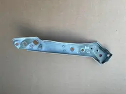 Support avant droit Renault Megane III 6251206E OE 625125608R