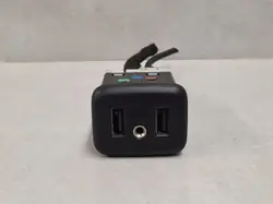 Tomada AUX USB OEM 13509942 para Opel Insignia A