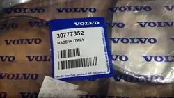 Courroie trapézoïdale Volvo OEM 30777352 - État utilisé