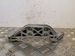 Jaguar E-Pace Achteras Diff Bevestiging OEM 6717015190