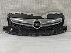 Opel Corsa D liftgrille OEM 13286000 - Gebruikt