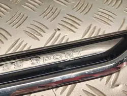 VW Atlas Cross 2021 Ovi-Emblemi Vasen Etu OEM 3CM853689A
