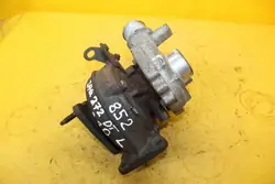 Turboahdin OEM 4R8Q6K682BK Jaguar XJ XF 2.7D:lle