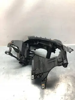 Glissière de buse lave-glace droit OEM 8T0805608D Audi A5