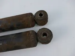 JEEP CHEROKEE KJ LIFT 2.8 CRD Takaiskuvaimennin Setti OEM