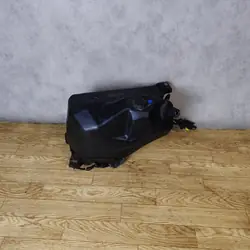 AdBlue-tank OEM J8A2-7K780-AB för Land Rover Velar