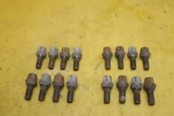 Boulons de roue 16 pcs Taille 17'' Renault Clio III Opel