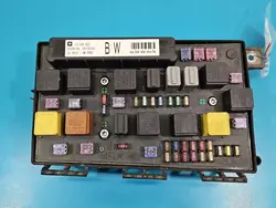 Fuse Box Opel Astra III H 5DK008668-50 13145043