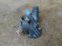 AUDI A4 B6 B7 1.8T Carcasa de termostato 06B121111G
