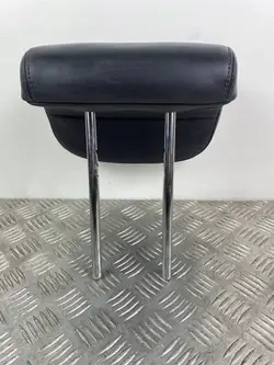 SsangYong Rexton takaistuimen päänoja OEM FOB26737