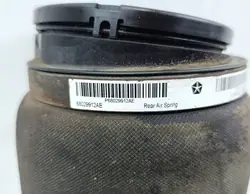 Fjädringsbussning OEM 68029912AE för Jeep Grand Cherokee